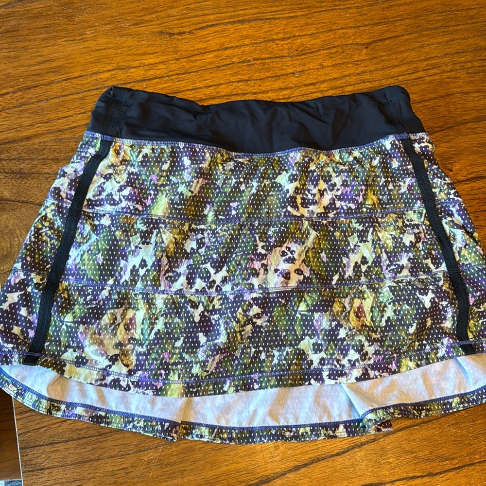 Lululemon pace rival floral print skirt 6